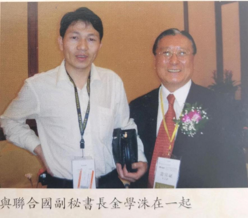 当代中医事业创新与发展奠基人——李乘伊教授